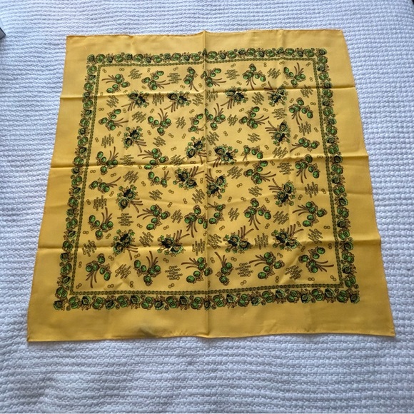 2 Laine Vintage 100% Wool Scarves Swiss and Japanese made - Picture 9 of 12